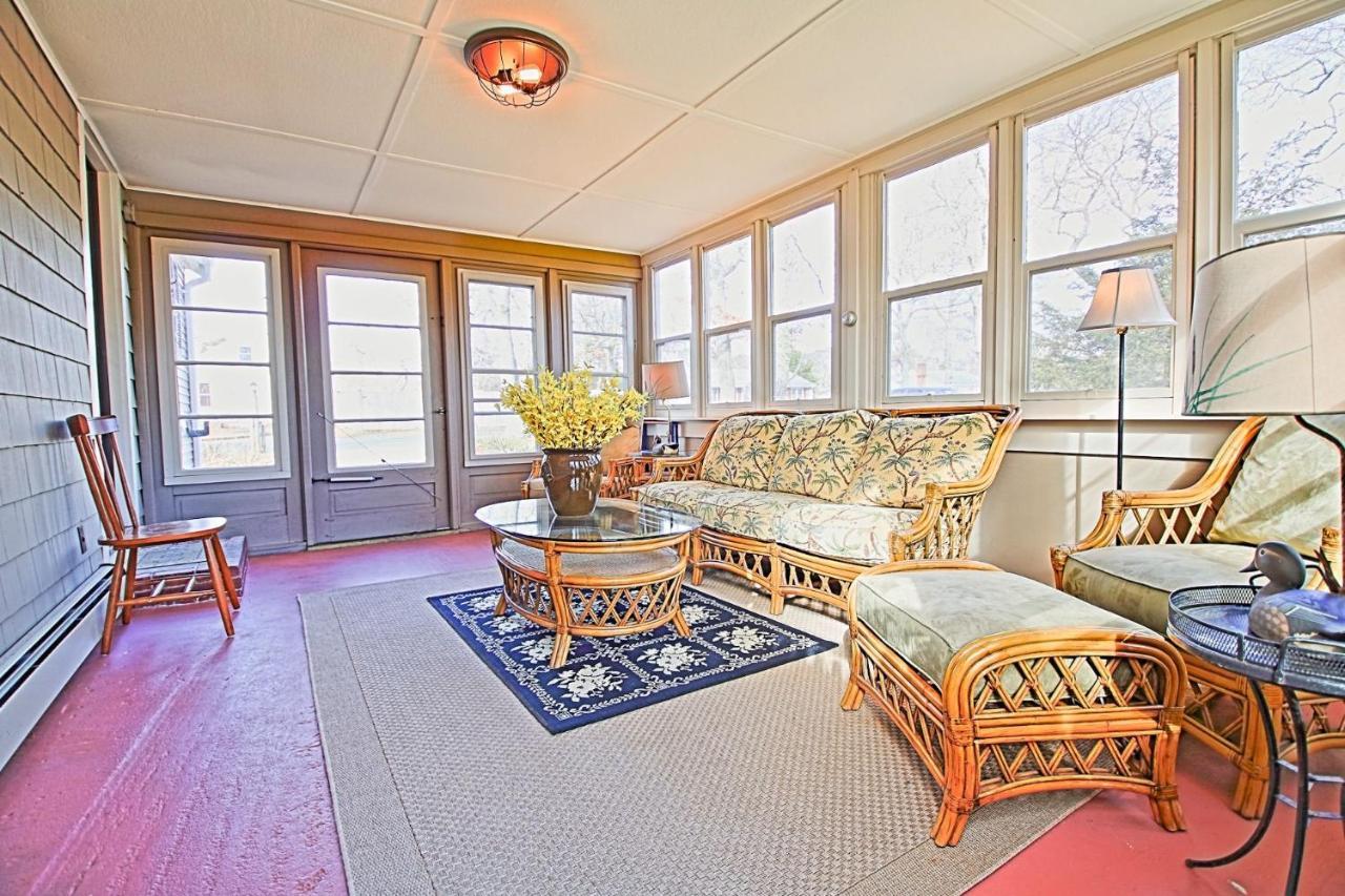 Lofted Cape Cottage By Leavetown Vacations South Yarmouth Bagian luar foto